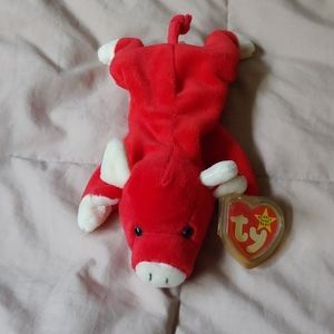 Snort the bull from the Beanie Babies Collection